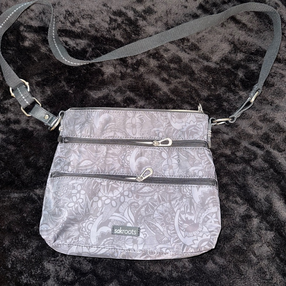 Sakroots Basic Crossbody